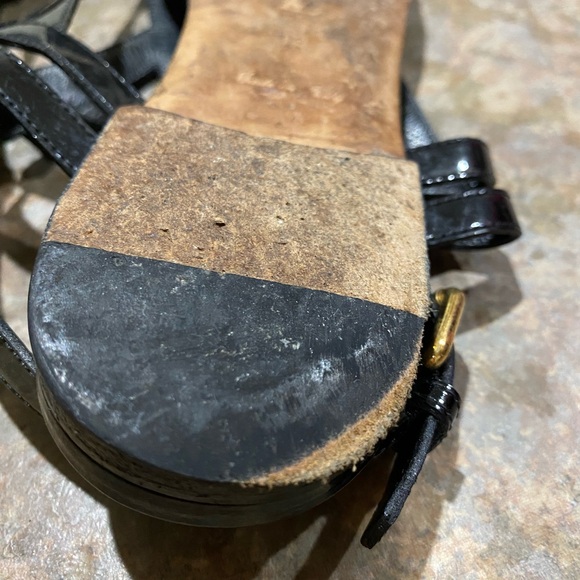 LV Revival Sandal 37 - Picture 5 of 8